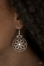 Load image into Gallery viewer, Bloom Bloom - White Earrings