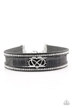 Load image into Gallery viewer, Hustlin Heart - Black Bracelet