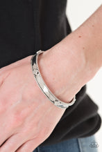 Load image into Gallery viewer, Coyote Country - Silver Bracelet
