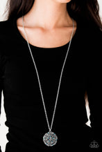 Load image into Gallery viewer, Royal In Roses - Blue Necklace