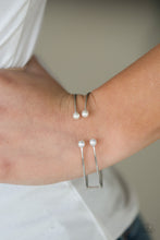 Load image into Gallery viewer, Delicately Demure - White Bracelet