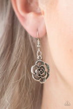 Load image into Gallery viewer, Rosebud Rapture - Silver Necklace