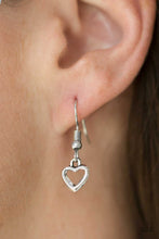 Load image into Gallery viewer, Bountiful Hearts - Blue Necklace