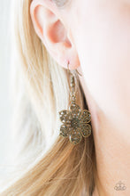 Load image into Gallery viewer, Island Maven - Brass Necklace