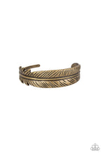 Load image into Gallery viewer, Tran-QUILL-ity - Brass Bracelet