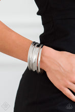 Load image into Gallery viewer, Sahara Shimmer - Silver Set of Bracelets