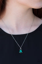 Load image into Gallery viewer, Classy Classicist - Green Necklace