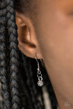 Load image into Gallery viewer, Web Design - Black Necklace