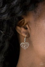 Load image into Gallery viewer, Less Is AMOUR - Silver Necklace
