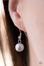 Load image into Gallery viewer, Hoppin Hearts - Silver Necklace