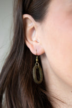 Load image into Gallery viewer, Street Sweep - Brass Necklace