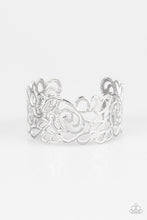 Load image into Gallery viewer, Victorian Gardens - White Bracelet