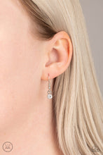 Load image into Gallery viewer, What A Stunner - White Choker Necklace