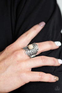 Flower Shower - Brown Ring