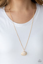 Load image into Gallery viewer, Show and SHELL - Gold Necklace