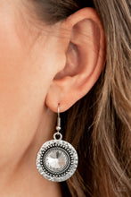 Load image into Gallery viewer, Global Glamour - White Necklace