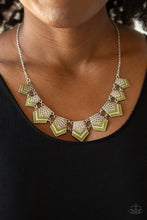 Load image into Gallery viewer, Pack Princess - Green Necklace