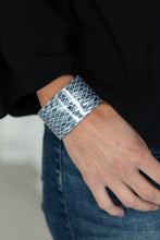 Load image into Gallery viewer, Vogue Revamp - Silver Bracelet
