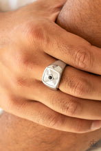 Load image into Gallery viewer, Immortal - Black Urban Ring