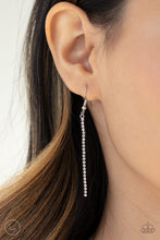 Load image into Gallery viewer, Battle of the Glitz - White Choker Necklace