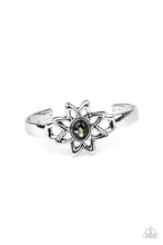 Load image into Gallery viewer, Sahara Garden - Black Bracelet