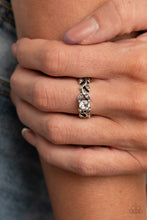 Load image into Gallery viewer, Frosted Flower Beds - White Ring