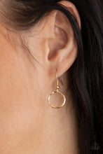 Load image into Gallery viewer, Revolutionary Radiance - Gold Necklace