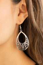 Load image into Gallery viewer, Stylish Serpentine - Silver Earrings
