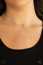 Load image into Gallery viewer, Gotta Split - White Choker Necklace