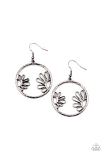 Load image into Gallery viewer, Demurely Daisy - Black Gunmetal Earrings