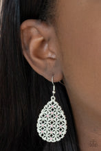 Load image into Gallery viewer, Glorious Gardens - Pink Earrings
