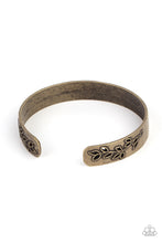 Load image into Gallery viewer, Frond Fable - Brass Bracelet