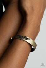Load image into Gallery viewer, Frond Fable - Brass Bracelet