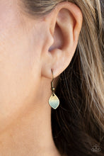 Load image into Gallery viewer, Dainty DISCovery - Brass Necklace