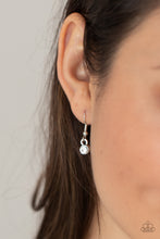 Load image into Gallery viewer, Springtime Twinkle - Blue Necklace