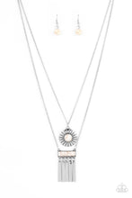 Load image into Gallery viewer, Sunburst Rustica - White Necklace