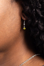 Load image into Gallery viewer, Minimal EFFORTLESS - Green Necklace