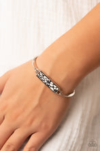 Load image into Gallery viewer, Terrazzo Tarot - Black Bracelet