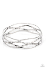 Load image into Gallery viewer, A Narrow ESCAPADE - Silver Bracelet