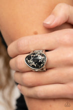 Load image into Gallery viewer, Earth Hearth - Black Ring