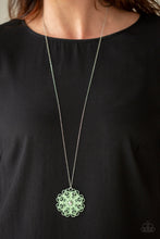 Load image into Gallery viewer, Spin Your PINWHEELS - Green Necklace