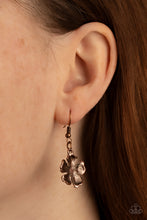 Load image into Gallery viewer, Homegrown Glamour - Copper Necklace