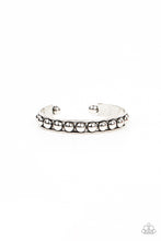 Load image into Gallery viewer, Clear as STUD - Silver Bracelet