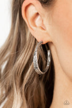 Load image into Gallery viewer, CONTOUR de Force - Silver Hoop Earrings