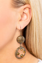 Load image into Gallery viewer, Eastern Entrada - Brass Earrings