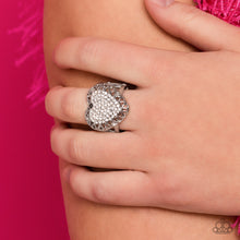 Load image into Gallery viewer, Romantic Escape - White Ring