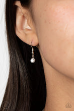 Load image into Gallery viewer, Fluttering Fanatic - White Choker Necklace