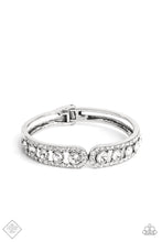 Load image into Gallery viewer, Spellbinding Splendor - White Bracelet