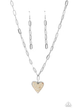 Load image into Gallery viewer, Kiss and SHELL - White Necklace