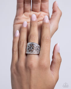 Gilded Glitz - Black